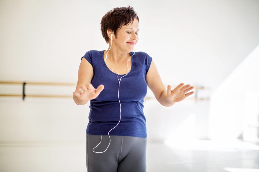 bailar en casa ejercicio