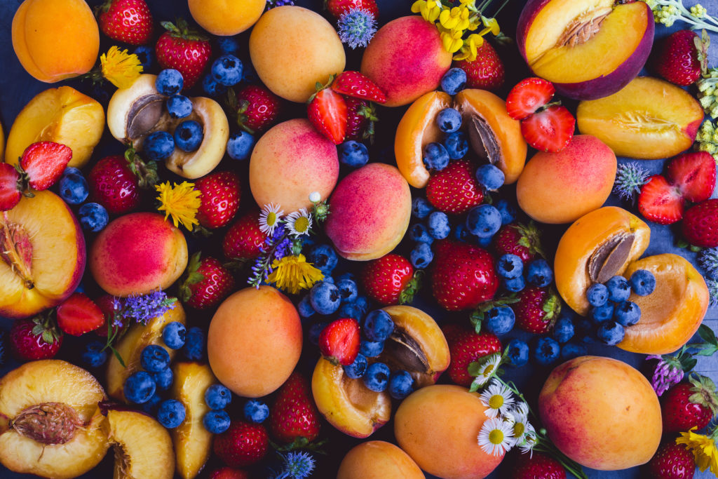 qué frutas comer en verano