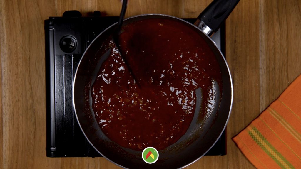 Crujientes nuggets en salsa casera de tamarindo