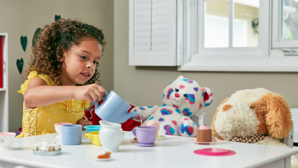 Juguetes clásicos que puedes regalar a un niño y le encantarán