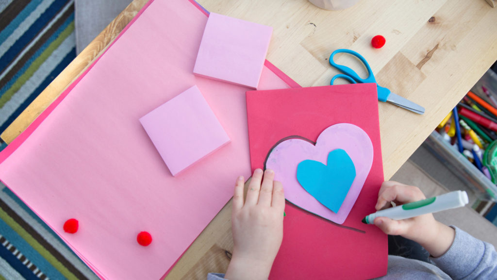 5 actividades para celebrar el Día del Amor y la Amistad con tus niños