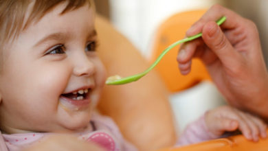 Las primeras comidas de tu bebé, ¿qué darle?