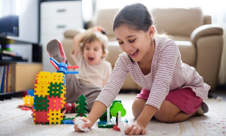 5 ideas de juegos en casa para disfrutar el verano con tus hijos