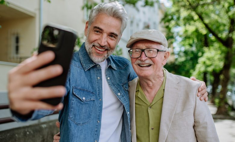 Celulares para papá funcionales, ¡y muy accesibles para tu bolsillo!